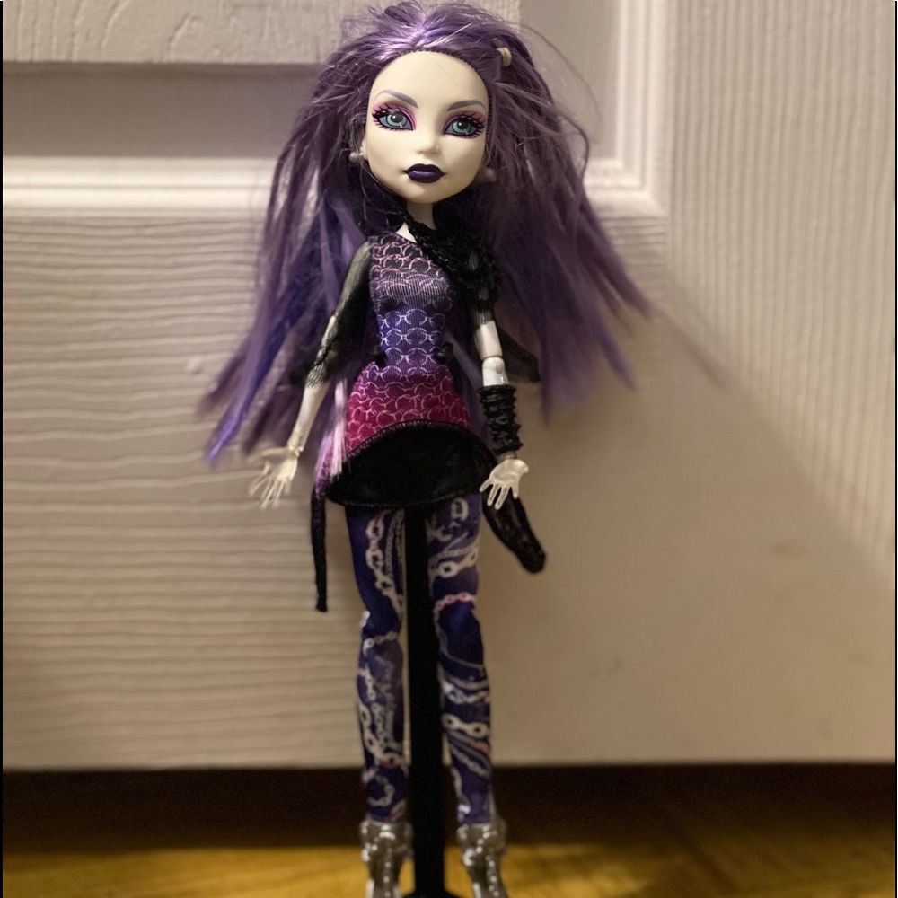 Monster High Spectra Vondergeist Doll
